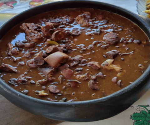 Deliciosa Feijoada Completa