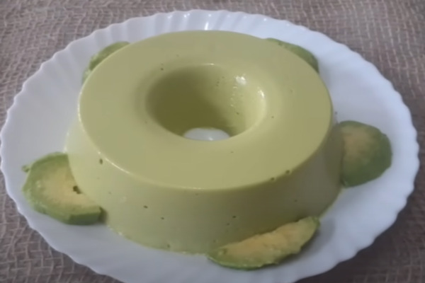Sobremesa de Abacate - Imagem via Canal Culinária da Net no YouTube